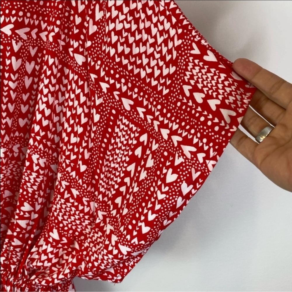 VICTORIA'S SECRET RED & WHITE HEART PRINT KIMONO ROBE - Picture 5 of 9